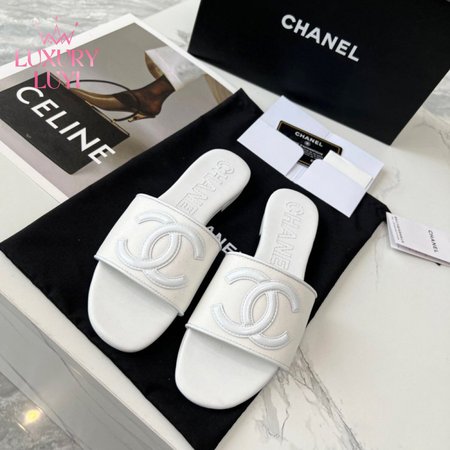 Women Chanel Leather Mules