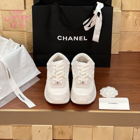 Women Chanel Trainers