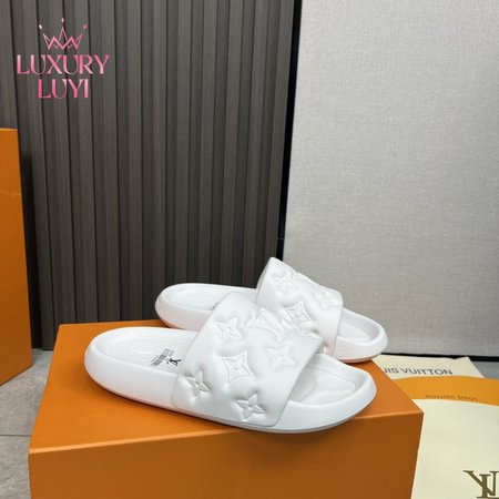 Louis Vuitton Waterfront Mule 1A9FK5