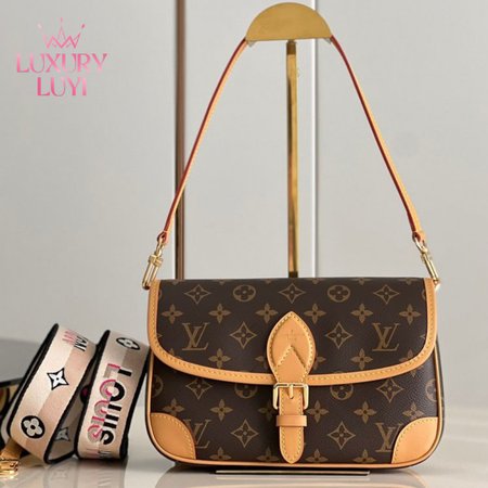 Louis Vuitton M45985 Diane Handbag