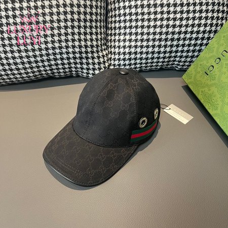 Gucci Baseball Cap GG Canvas Beige