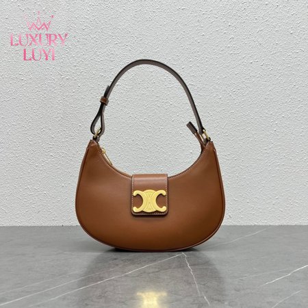 Celine Ava Triomphe Soft Bag In Smooth Calfskin Tan