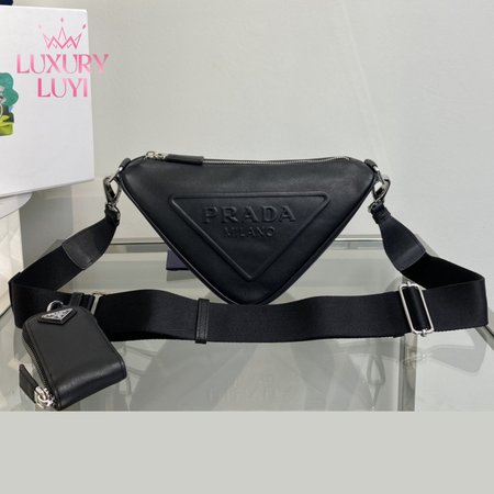 Prada Triangle 1BH190