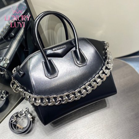 Givenchy Antigona BB50P6B1A4-001