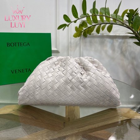 Bottega Veneta Pouch Plaster 09646