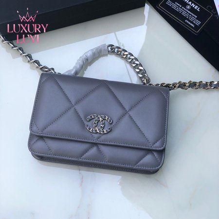 Chanel 19 Bag woc 0957