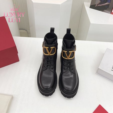 Valentino Garavani Calfskin Combat Boot 35MM 35-39