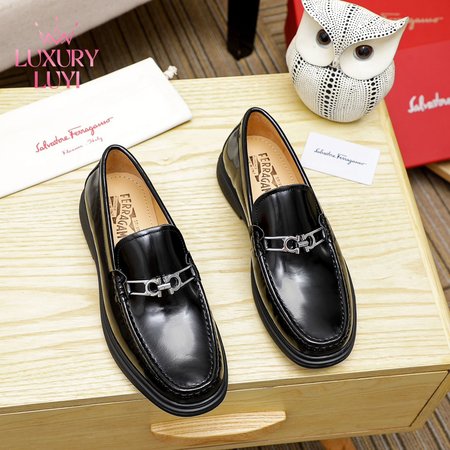 Ferragamo Loafers 38-45